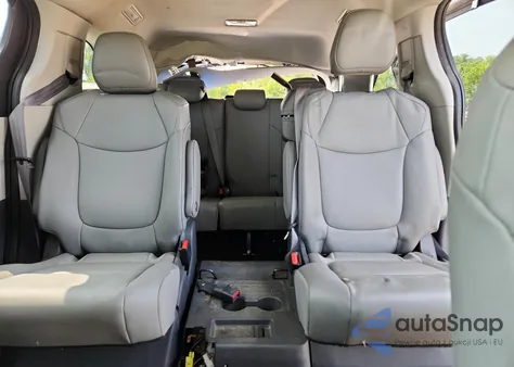 2021 Toyota Sienna Xle из США, поврежденный, VIN 5TDYRKEC8MS037114